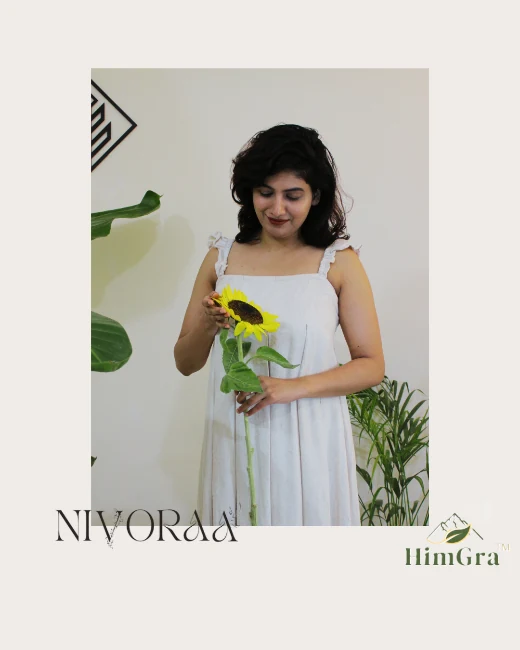 Nivoraa smocked dress in undyed HimGra Italtex Eri silk